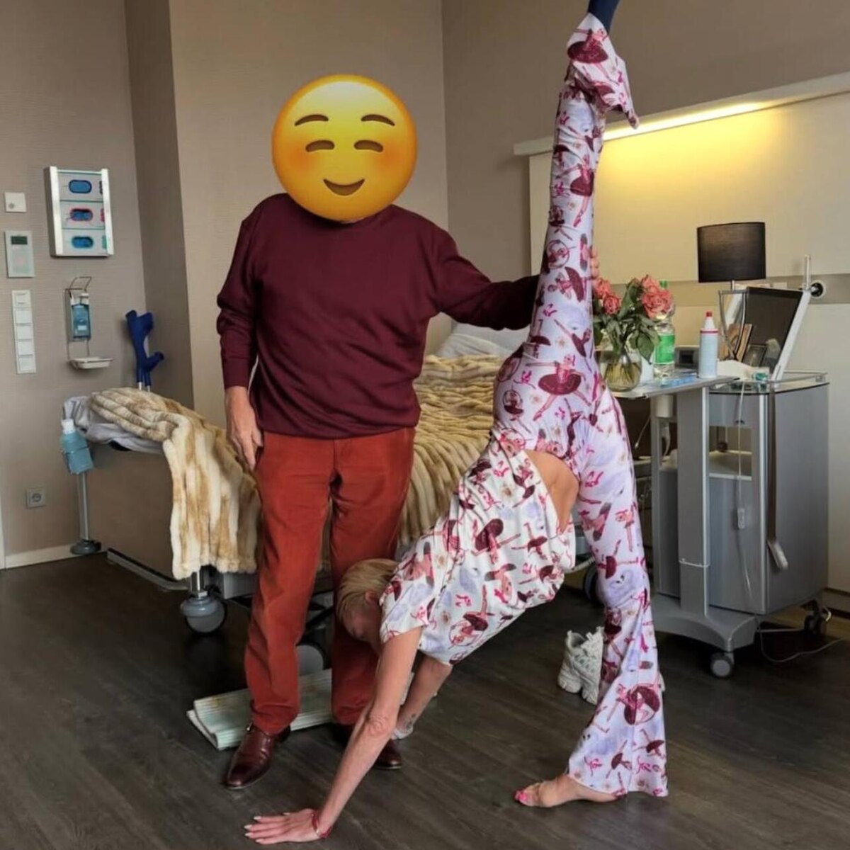    Анастасия Волочкова с врачом Соцсети