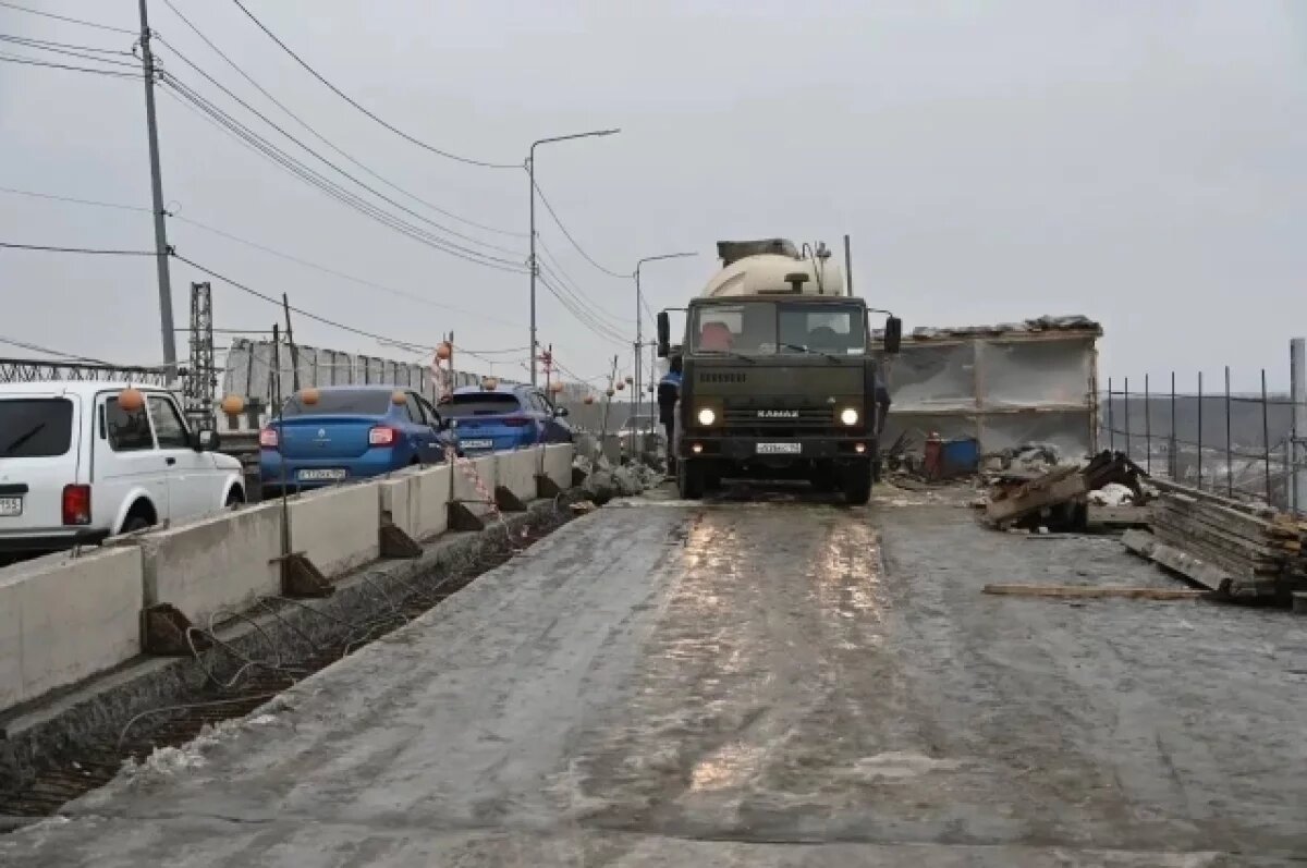    Глава Белова рассказал, что уже отремонтировали на путепроводе «Южном»