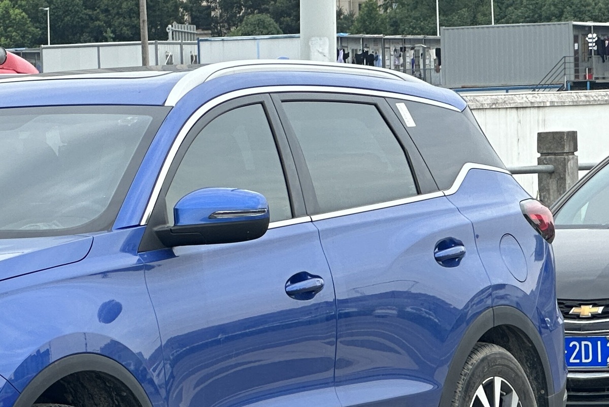     Откуда взялась странная фишка в экстерьерах китайских авто: это вас удивит