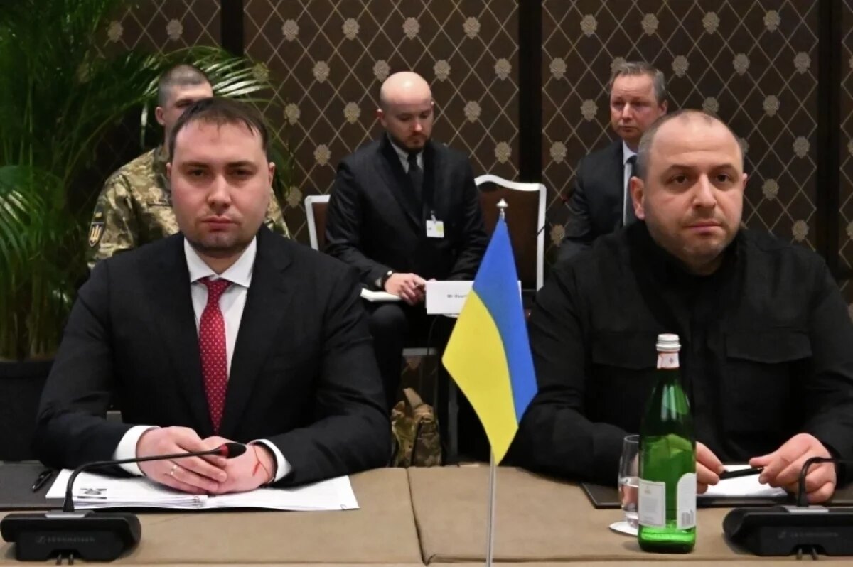    Кирилл Буданов и Рустем Умеров.