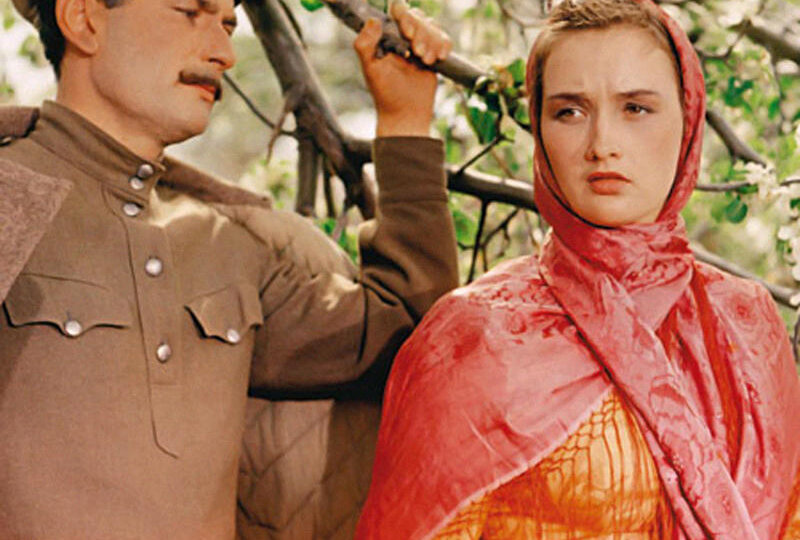 Обещал загулять, если не приедет. Как Петр Глебов вызвал жену на съемки «Тихого дона»