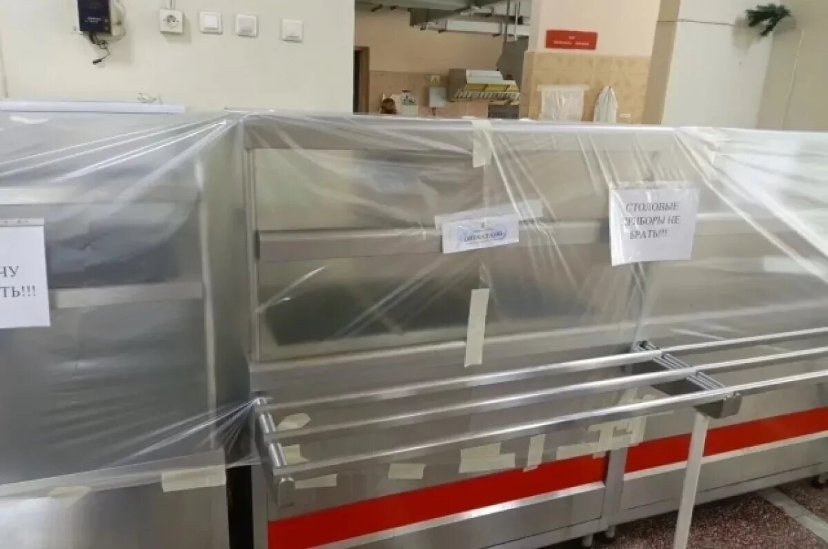    Приставы на месяц закрыли пищеблок музыкального колледжа в Екатеринбурге