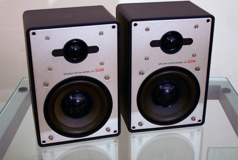 Компактная акустика AUREX SS-S1W/12W звучит 🔊 как надо!