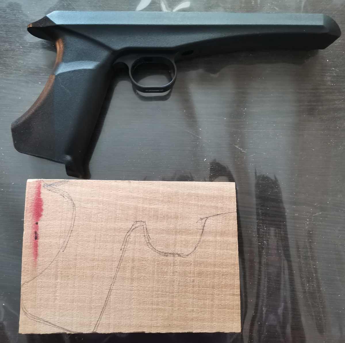 Выпилим новую рукоять под пистолет CP2 Sturm Snowpeak из бруска бука