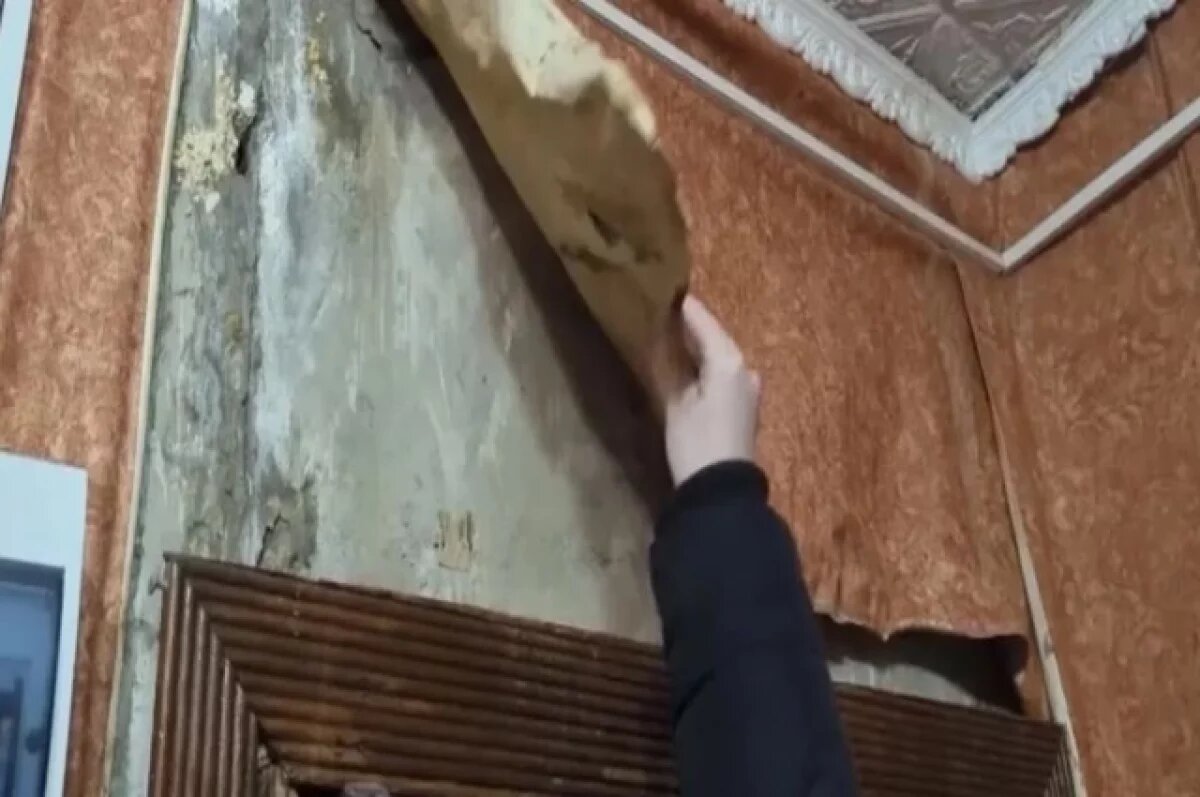    СК проверит сообщения о протекающей крыше дома в Астрахани