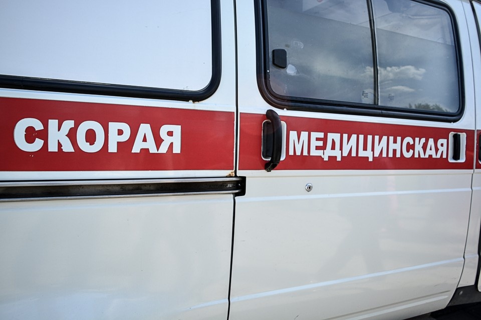    Пострадавшего мальчика на скорой доставили в больницу Березников. Алиса СТАРОСТИНА