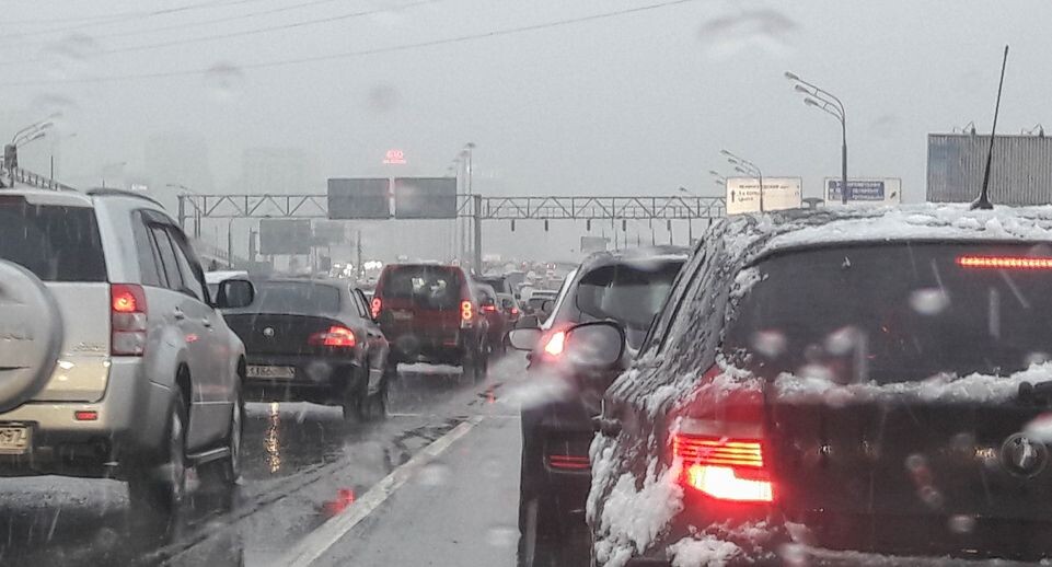   Снегопад в Москве и Подмосковье / Медиасток.рф