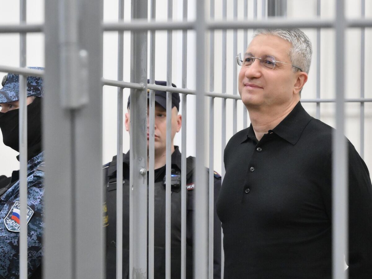    Бывший заместитель главы Минобороны России Тимур Иванов в суде | © РИА Новости / Григорий Сысоев