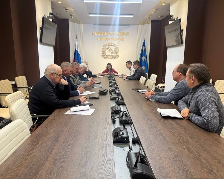     В Курске службы и техника переведены в режим полной готовности