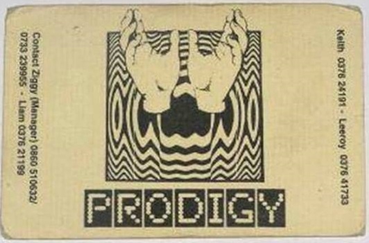 В некоторых источниках утверждается, что это самое первое лого The Prodigy в их карьере! До знаменитого муравья ещё несколько лет. 
