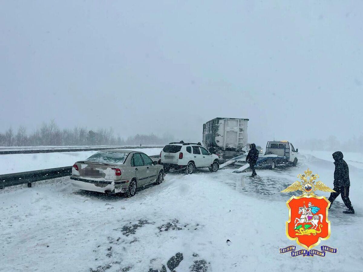    ДТП на трассе М-4 "Дон" | © Фото : Подмосковная полиция/Telegram