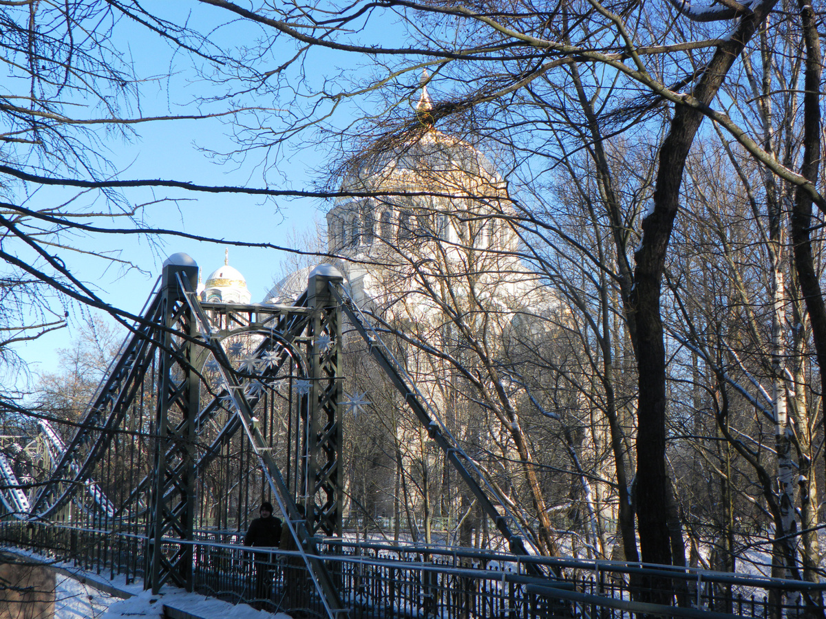 Макаровский мост и Морской собор Кронштадт