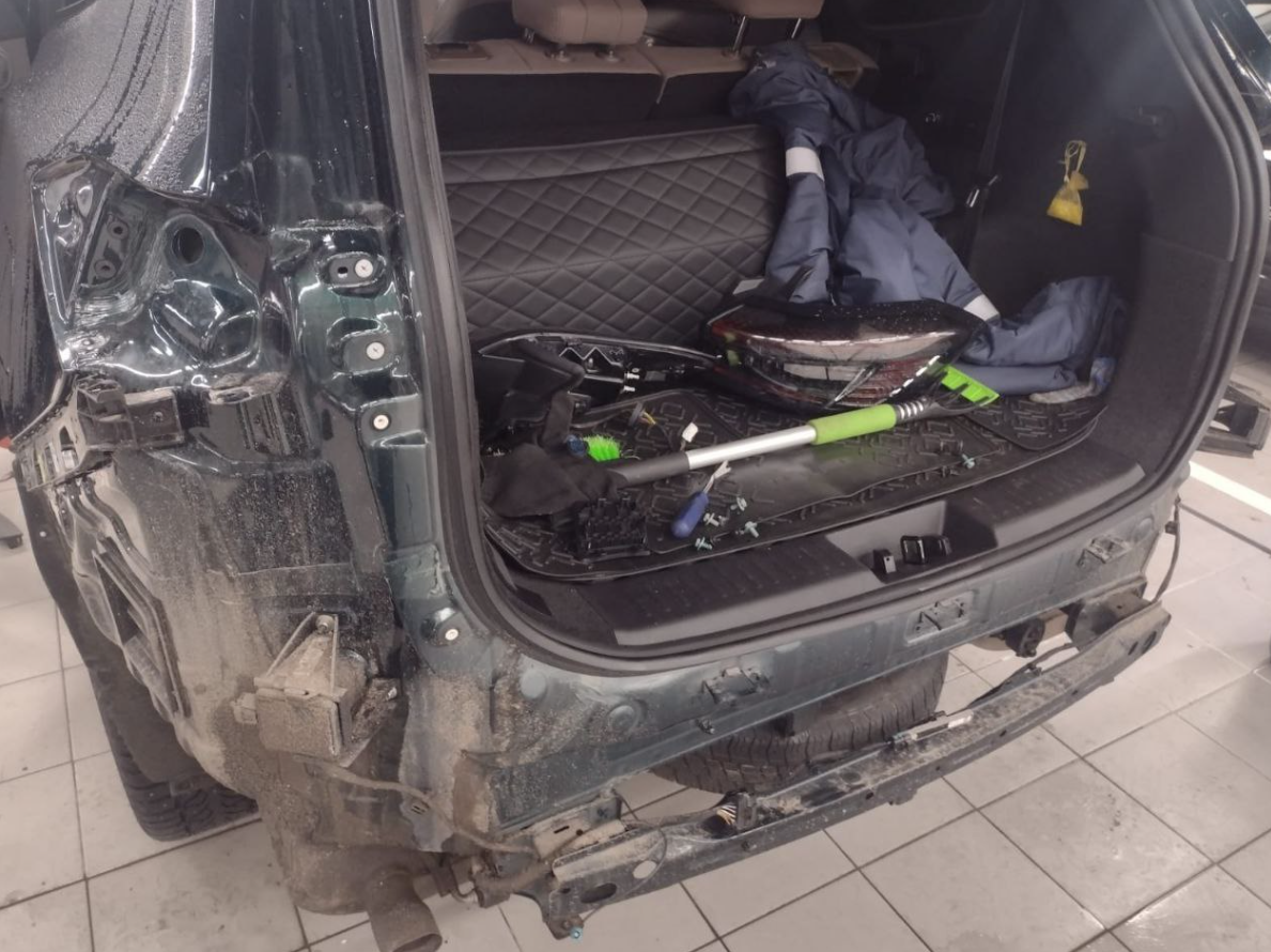 «Под бампером наших машин — настоящий рассадник грязи». 