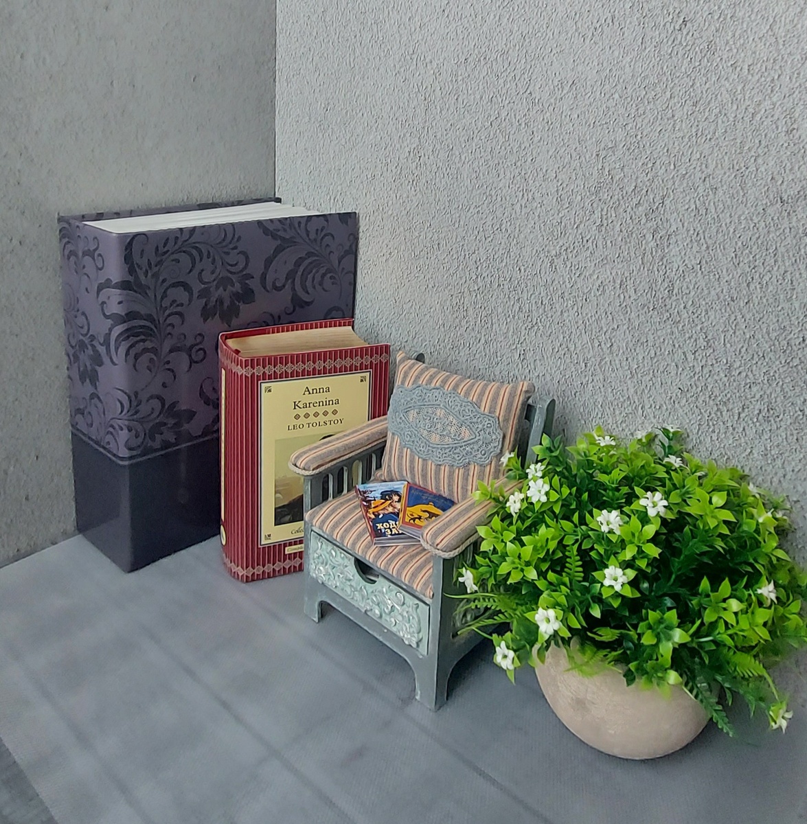 Уголок для задушевных подруг. Фото автора канала.