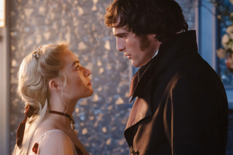 Кадр из фильма "Грозовой перевал" (2026 г.)