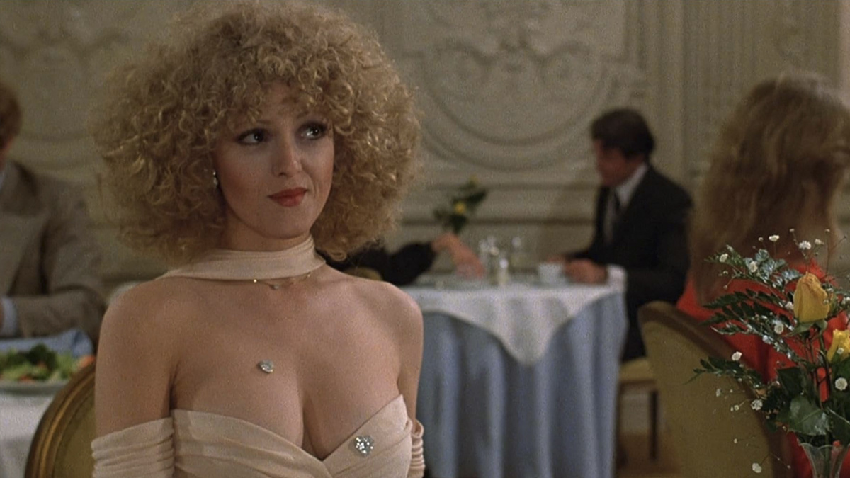 Кадр из фильма "Придурок"