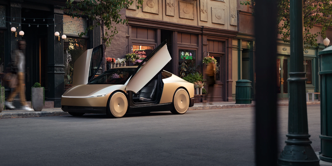 Tesla собрала первый серийный Cybercab — роботакси без руля и педалей