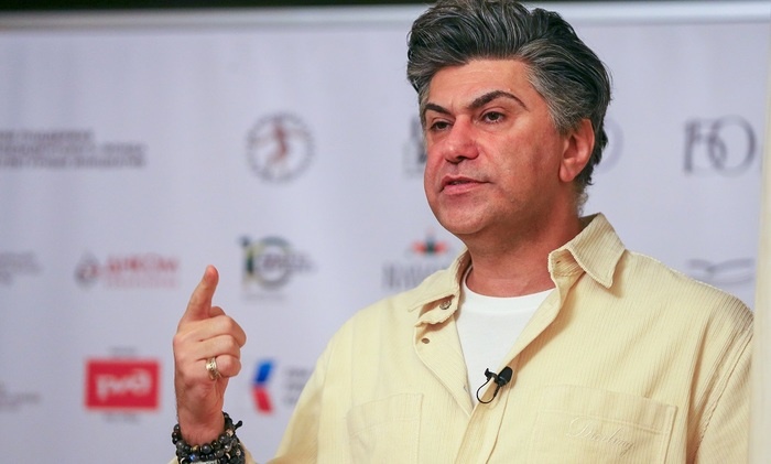    Дресс-код для театров: нужен ли приказ Минкультуры?