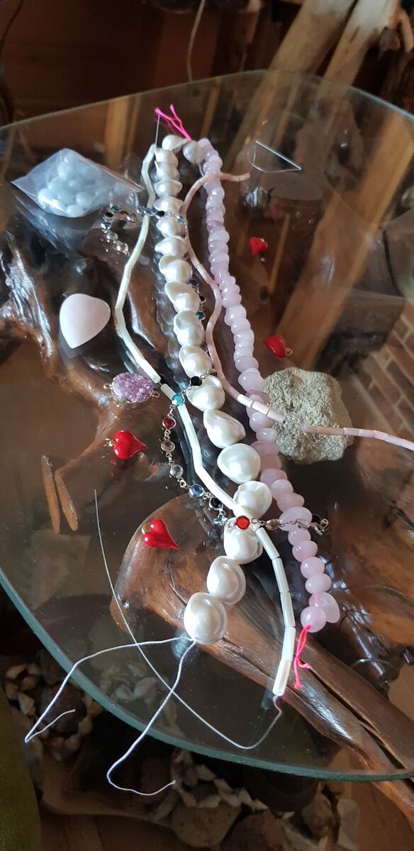 Барочный  жемчуг -нить жемчуга , фото автора канала.