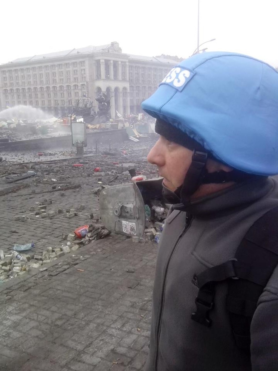    Дмитрий Стешин в дни Майдана. Фото Андрея Стенина, фотокорра РИА "Новости", погибшего на Донбассе в августе 2014 года.