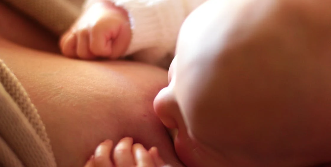 КАК ПОДГОТОВИТЬ ГРУДЬ К КОРМЛЕНИЮ