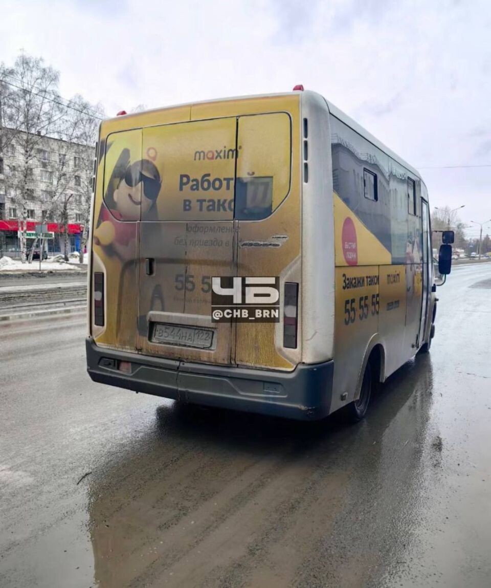    Маршрутка № 77. Источник: "Черное и белое Барнаул"