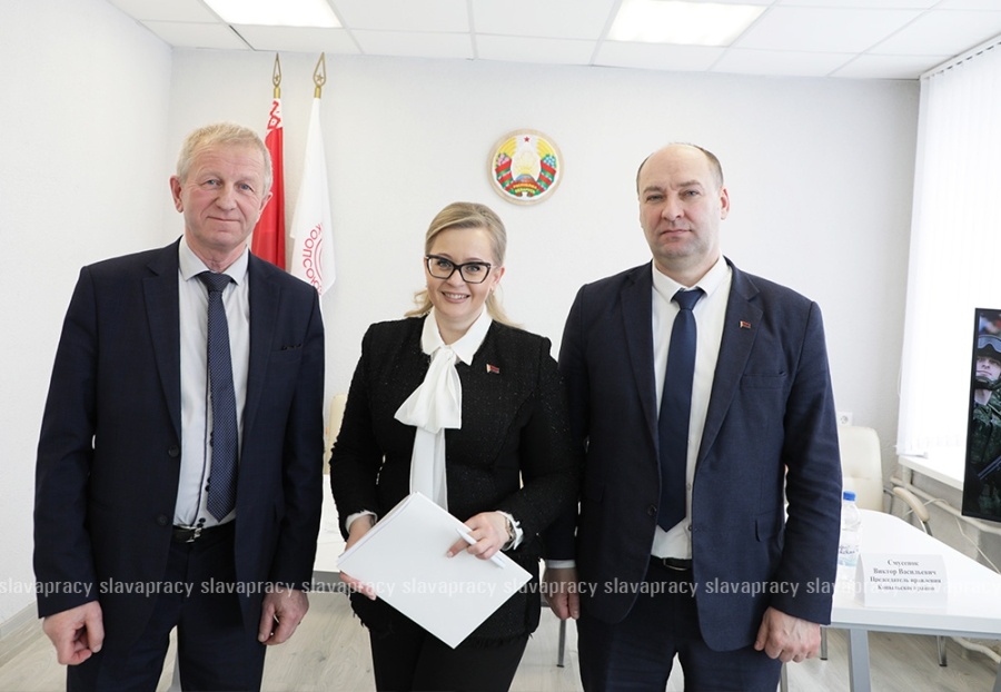     В Копыльском райпо обсудили оборонительную мощь Беларуси в современных условиях