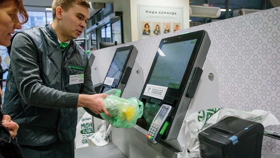    Работа супермаркета "Перекрёсток" на Комендантском проспекте Автор фото: Ермохин Сергей/"ДП"