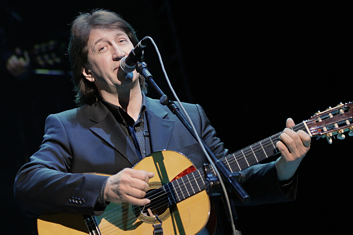 Автор и исполнитель Олег Митяев, который 19 февраля 2026 года отмечает свое 70-летие ©Михаил Фомичев/ТАСС  📷