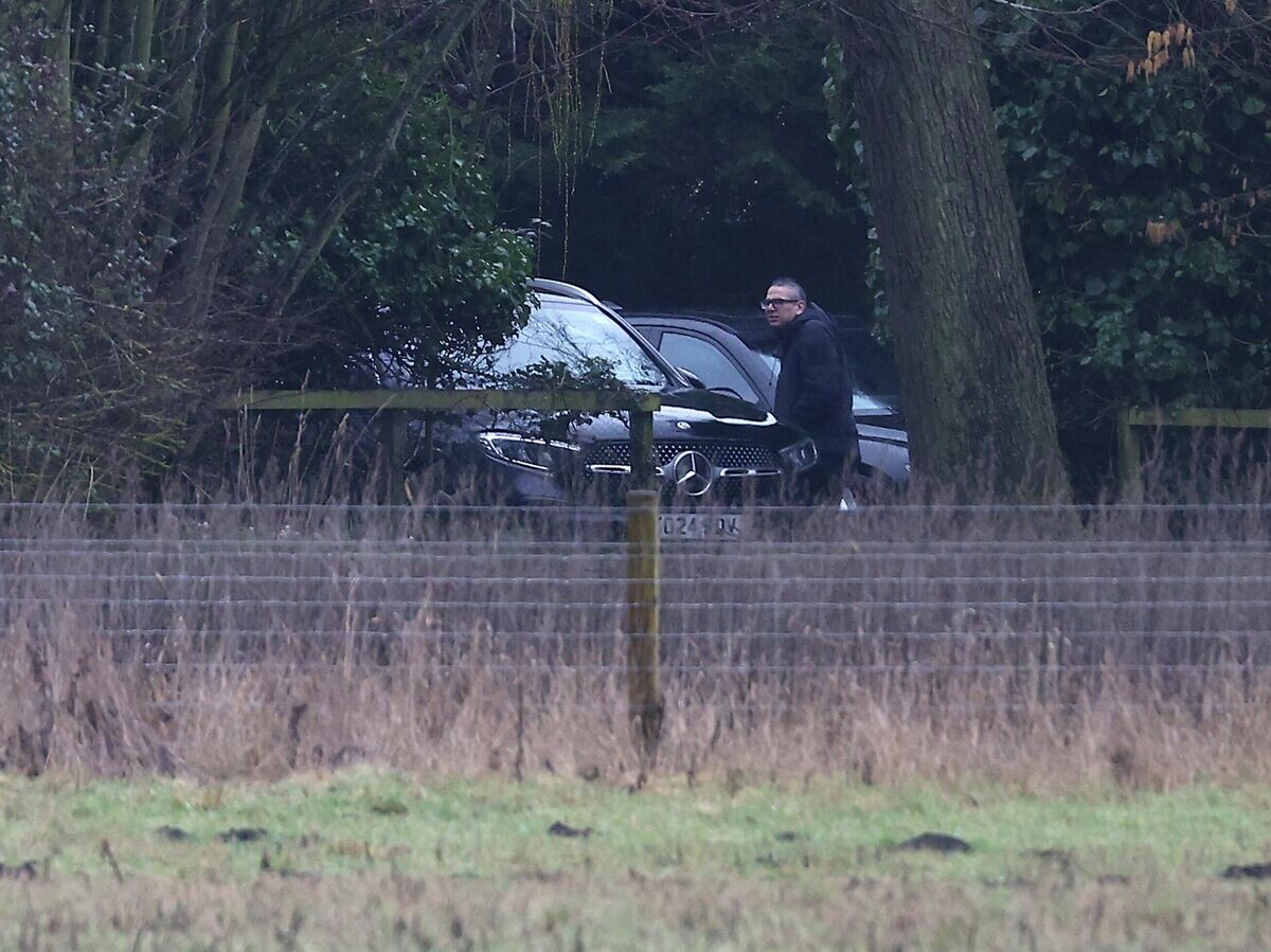    Автомобили без опознавательных знаков у дома Эндрю Маунтбеттена-Виндзора в Сандрингеме | © Getty Images / Peter Nicholls