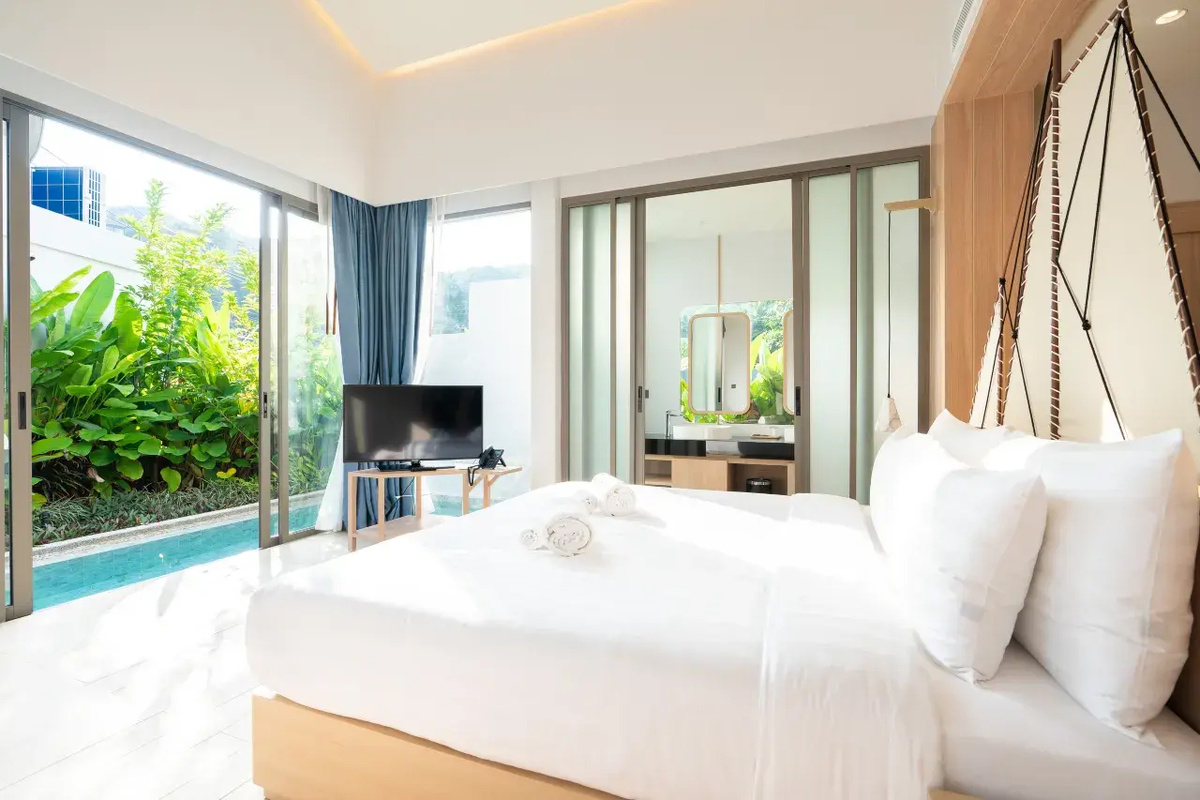 Panwaburi Beachfront Resort