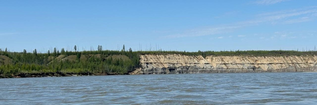 Обрывы с вечной мерзлотой