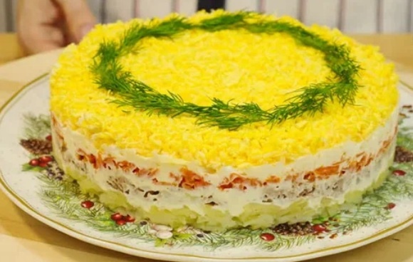 Салат «Мимоза».