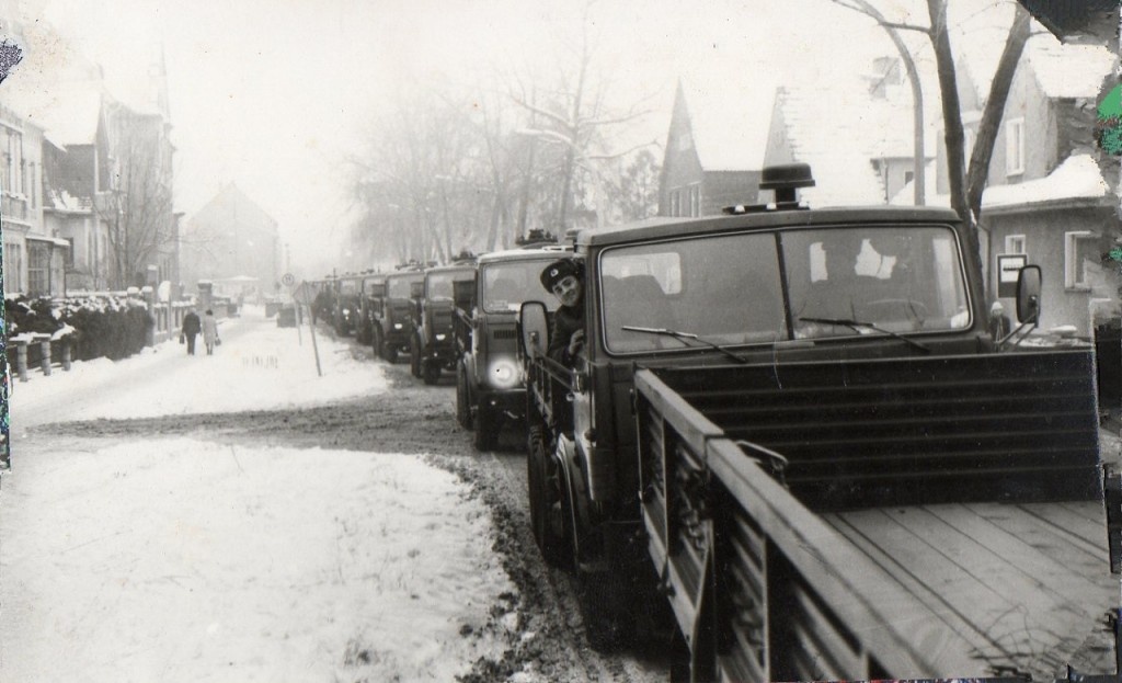 Дер Винтер ист да! (нем. Пришла зима!)