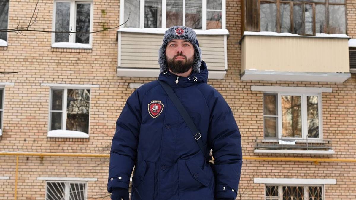    Михаил Захаров устроился в ГКУ «Московская безопасность» после участия в СВО / Фото: Анатолий Цымбалюк / Вечерняя Москва