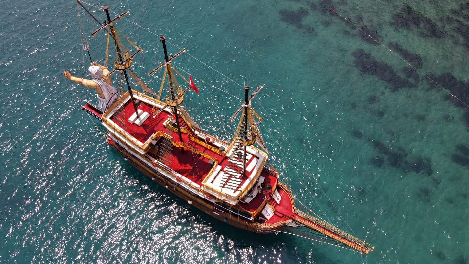 пиратский корабль 