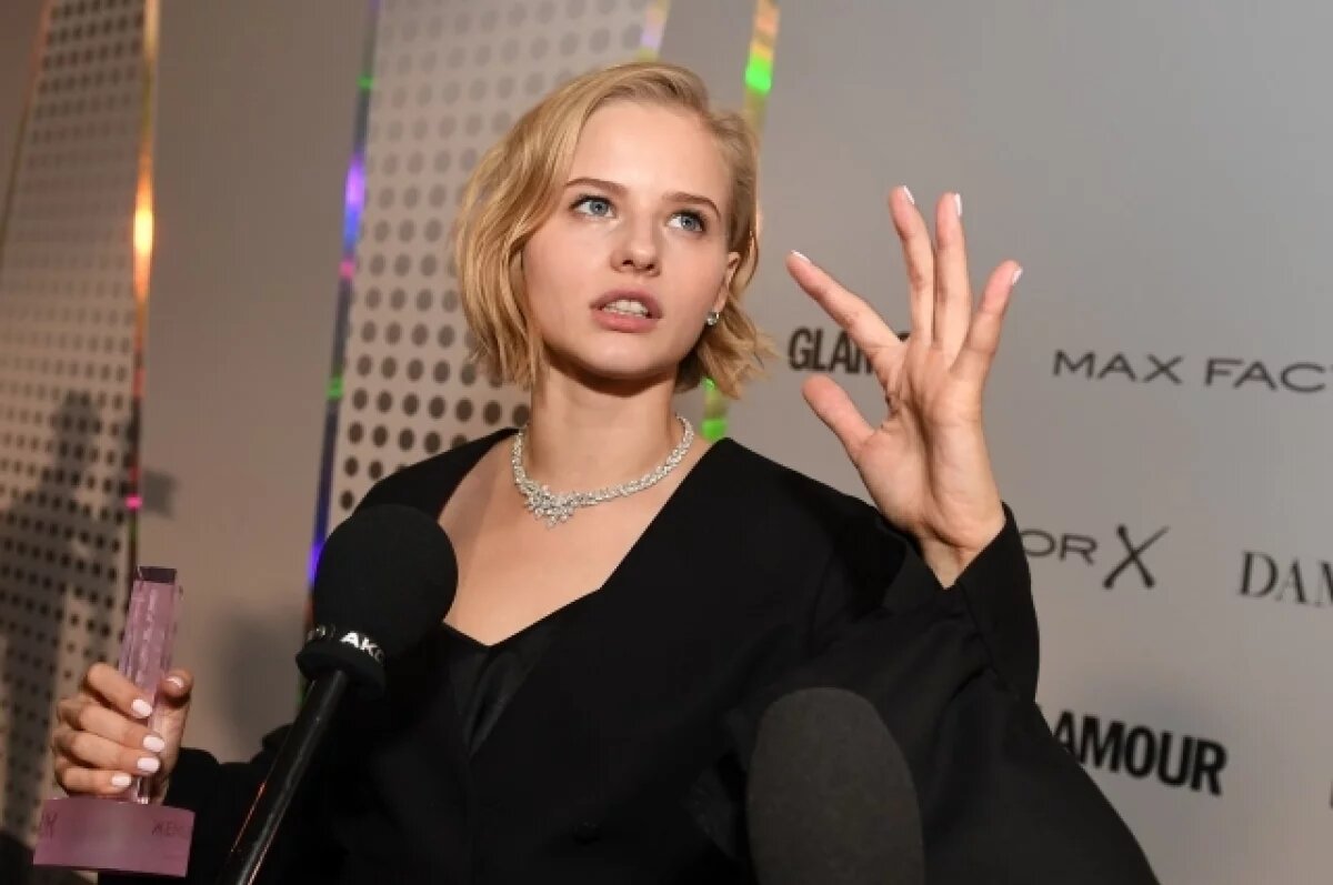    Актриса Бортич призналась, что задумалась о свадьбе с возлюбленным