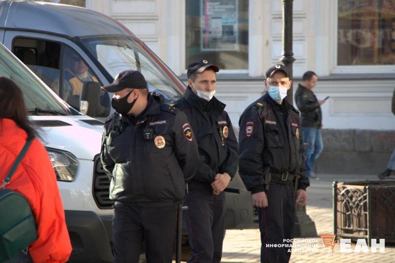    ЕАН. Сотрудники полиции