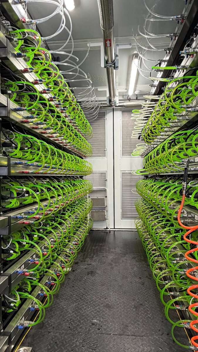 Майнинг-центр АО ЭВИ Глобал Групп. Красноярск. Гидроконтейнер