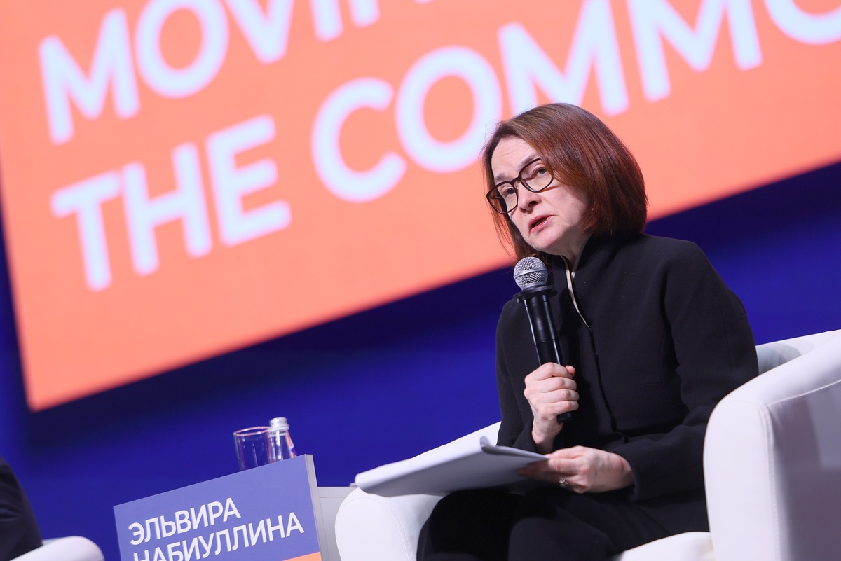    "В наших силах сократить масштабы мошенничества, выдавить его из банковской системы", - уверена Набиуллина. /Татьяна Андреева/ РГ