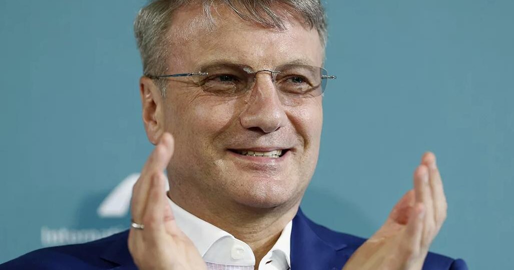 Верховный суд разрешил банкам не возмещать убытки даже за необоснованную блокировку счетов граждан и предпринимателей