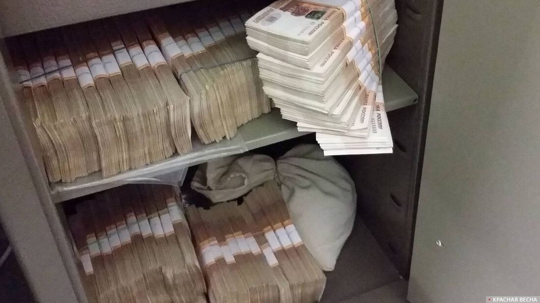     Деньги   
Юлия Комбакова (с) ИА Красная Весна