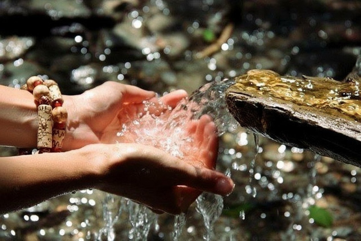 Всё это запоминается глубже, чем слова