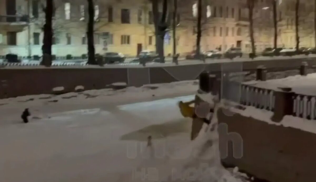    Фото: стоп-кадр видео из телеграм-канала Mash на Мойке