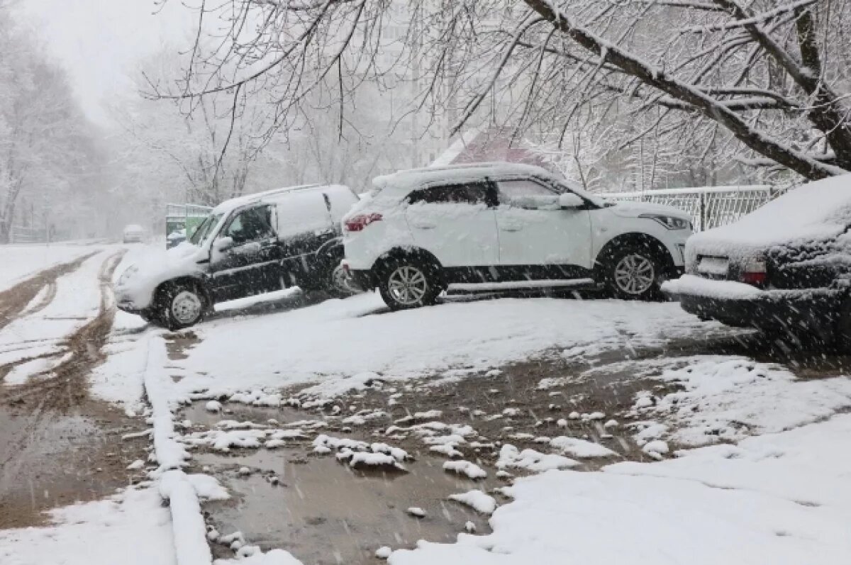    Штрафы за повторную парковку на газонах увеличили и для граждан, и для юридических лиц.
