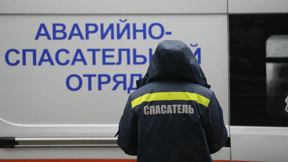     Еще одного человека достали из-под завалов на заводе в Липецкой области ИЗВЕСТИЯ/Дмитрий Коротаев