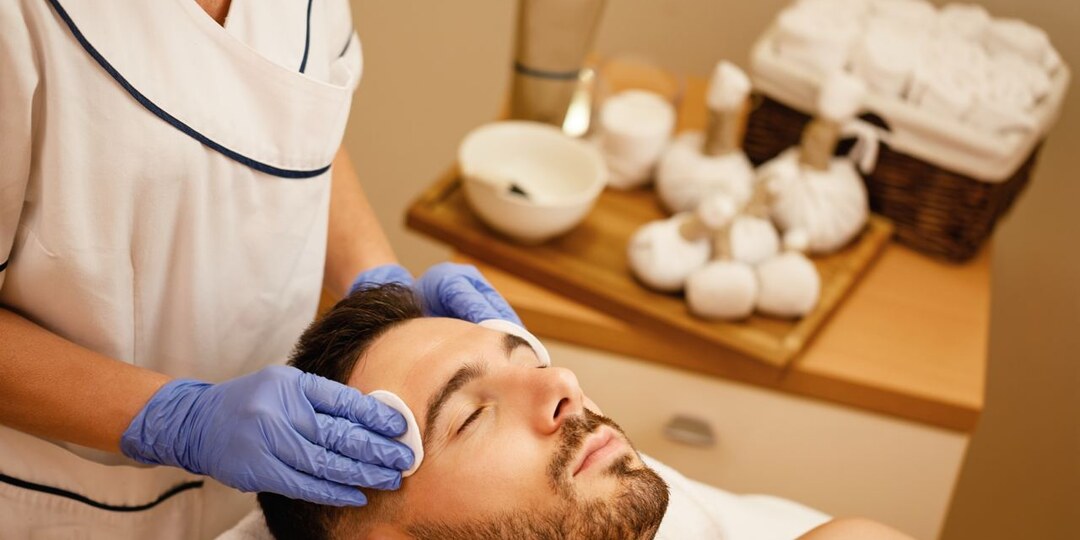 Доля мужчин среди клиентов косметологов на Кубани выросла до 25%