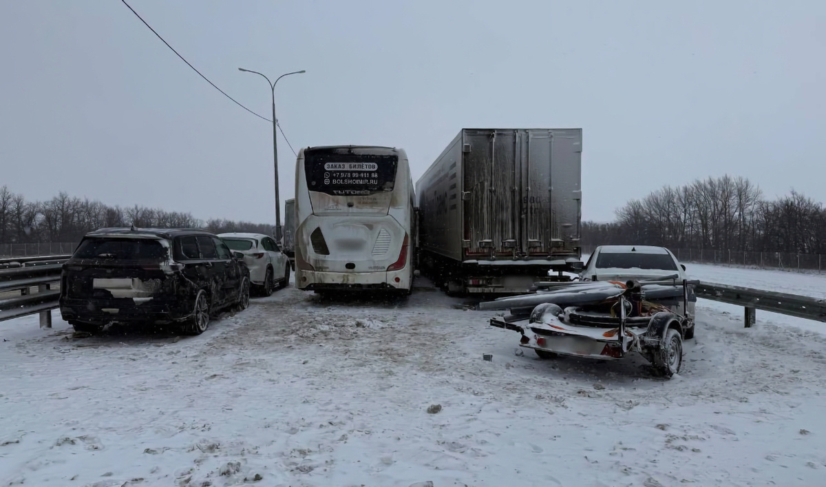     На месте массового ДТП. Автор: редакция. Фото: МВД.
