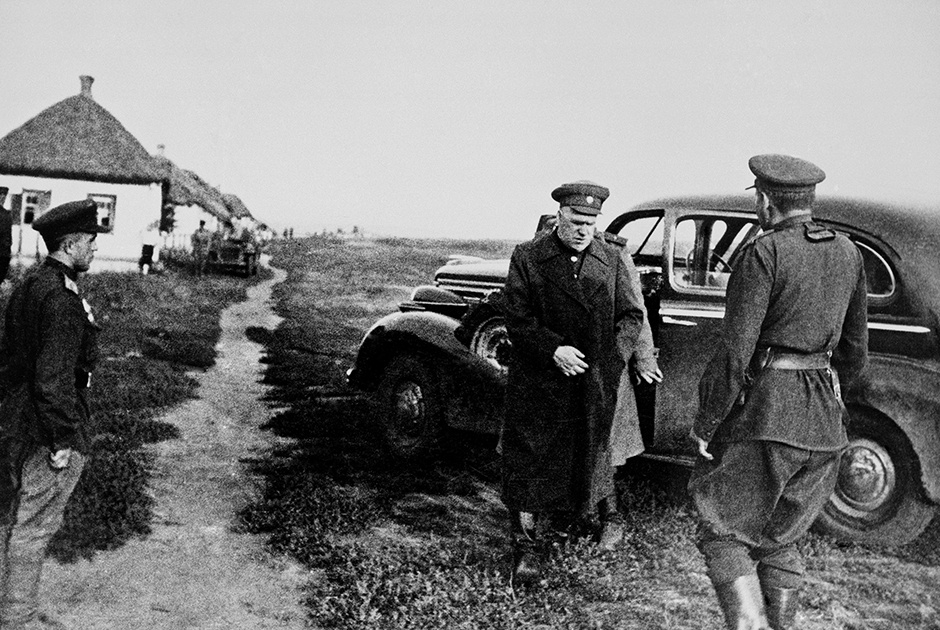 По факту для Жукова это была ссылка