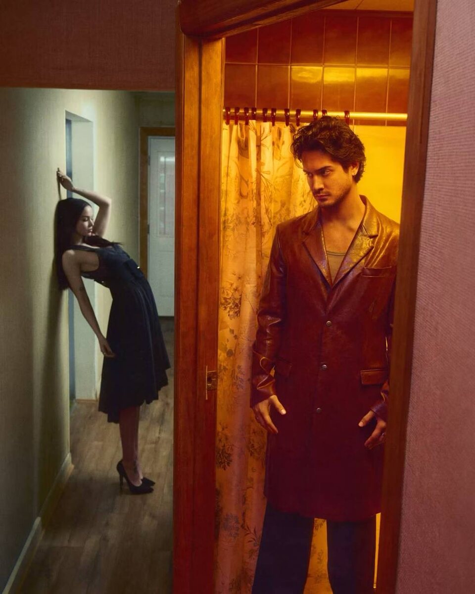    Дав Камерон и Эван Джогиа появились на обложке нового выпуска Paper (фото 2)